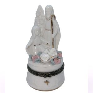 NATIVITY GLAZED CERAMIC TRINKET BOX UNUSUAL VINTAGE